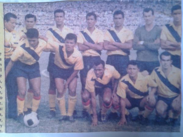 Ecuador vs Chile 1965